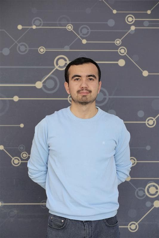 Акбарали Тожиев